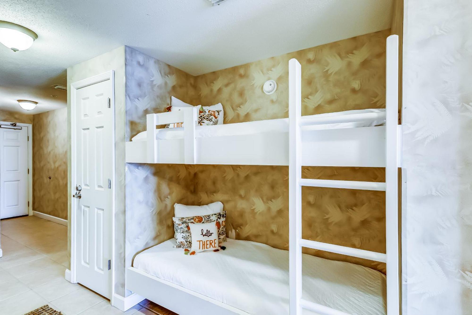 Seychelles Beach Resort I Panama City Beach Room photo